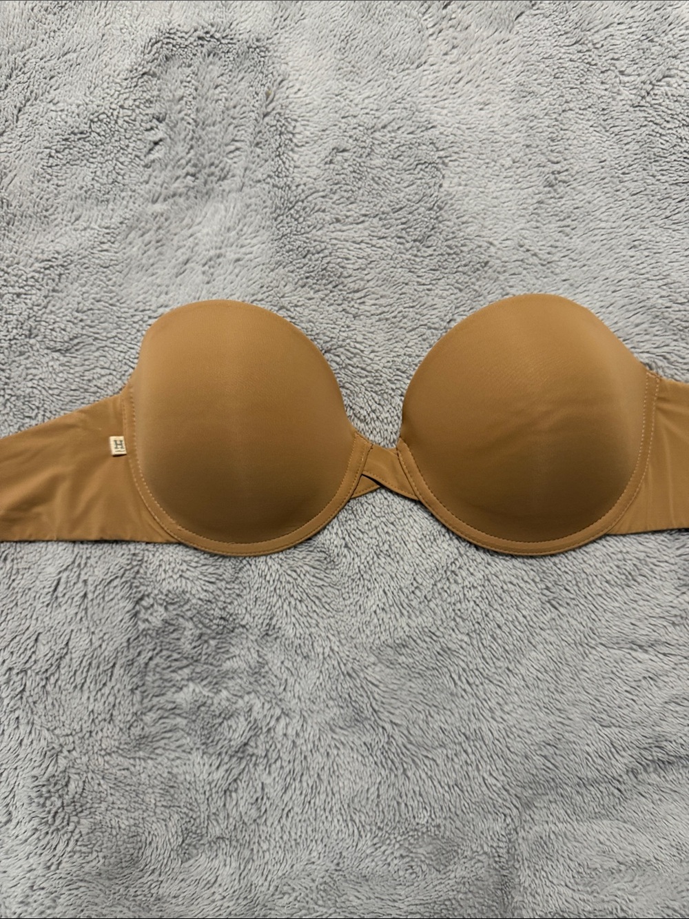 Strapless Smooth Push Up Bra in Camel